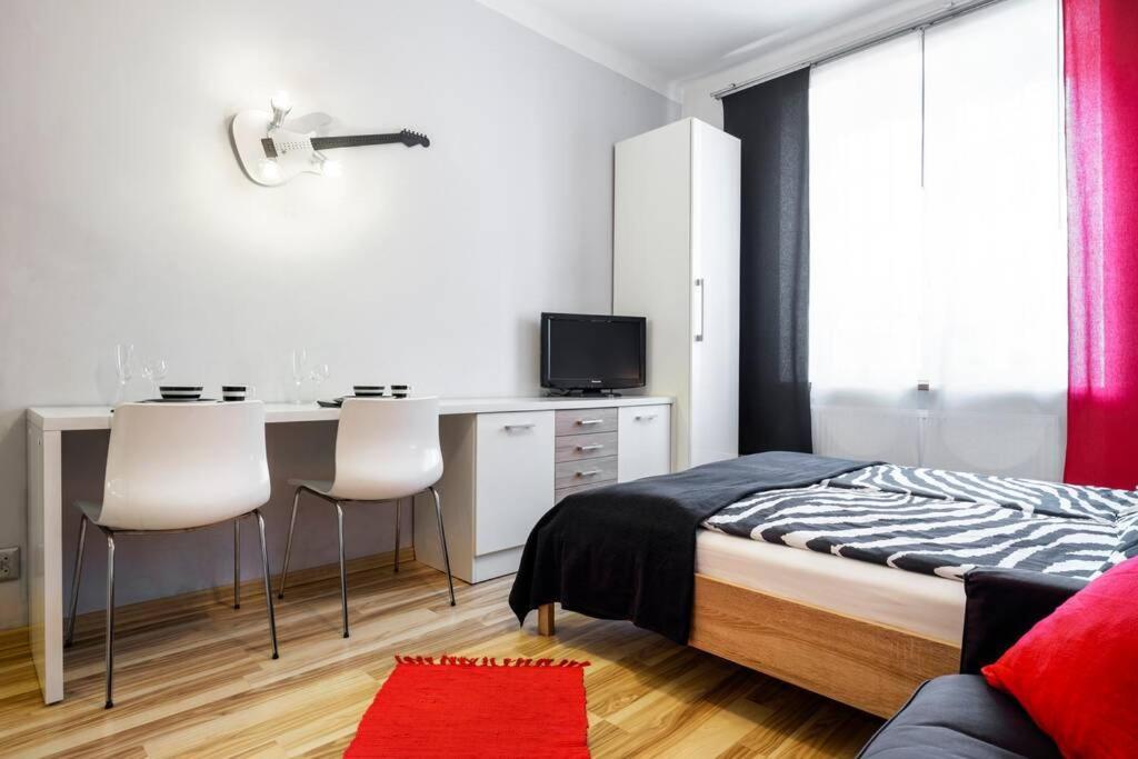 Studio Pomorska , Bezplatny Parking Appartement *