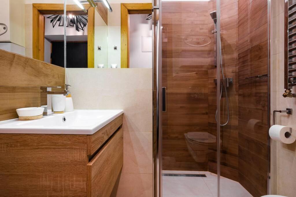 Appartement Studio Pomorska , Bezplatny Parking Krakau